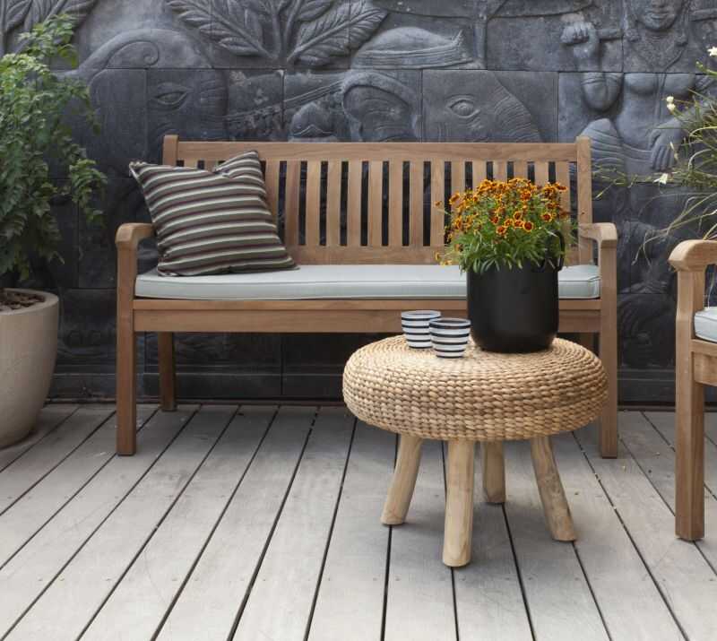 ספסל גינה מעץ מלא עם משענות ספסל גינה מעץ מלא עם משענות