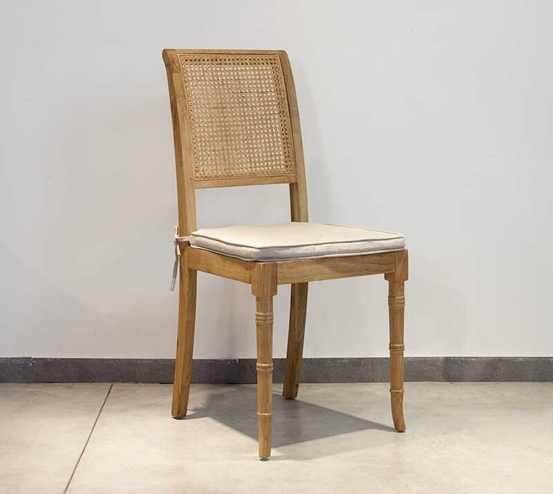 כיסא אוכל מעץ כיסא אוכל מעץ