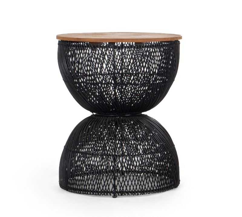 שרפרף ראטן שחור שרפרף ראטן שחור