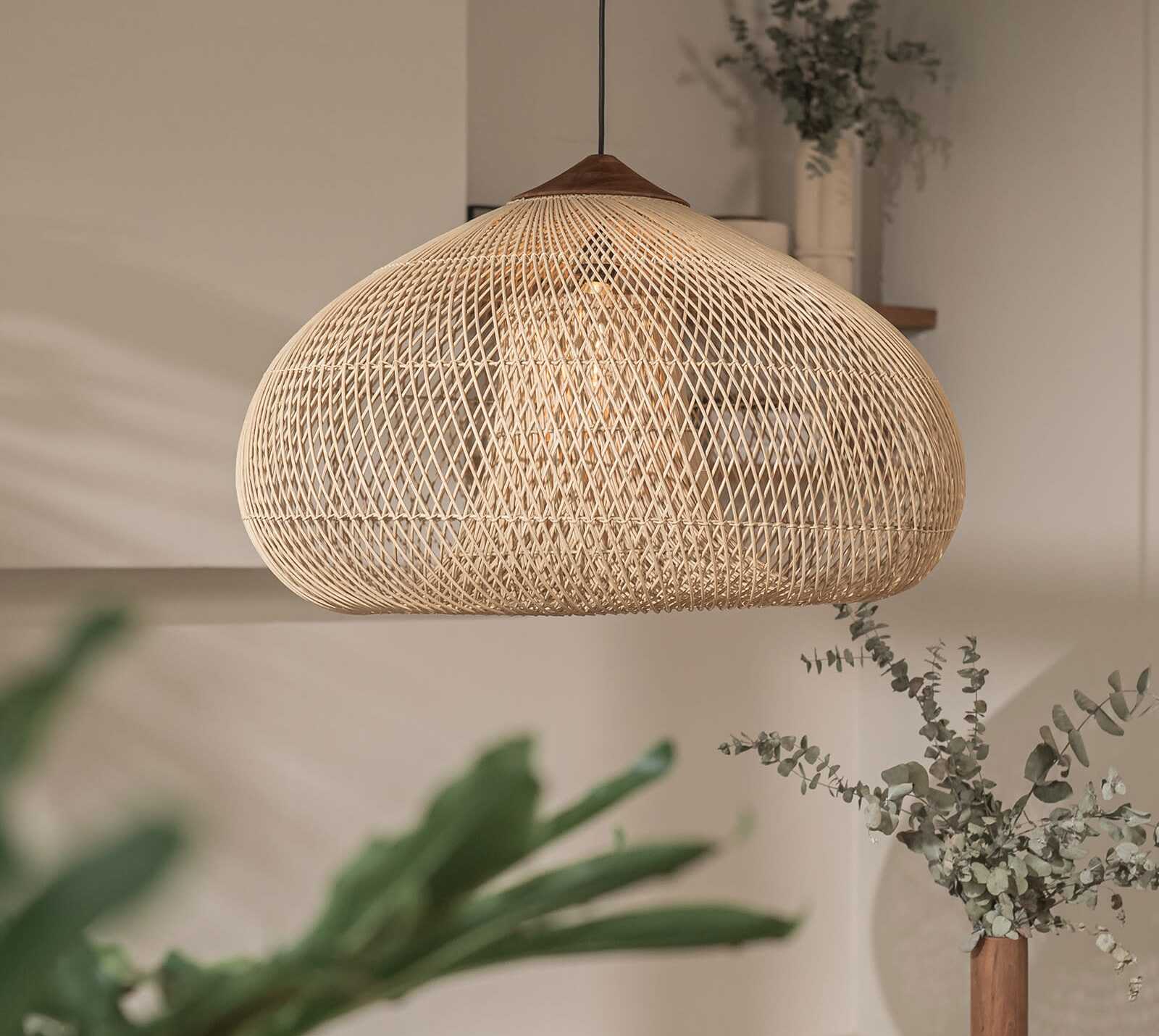 מנורה תלויה ראטן