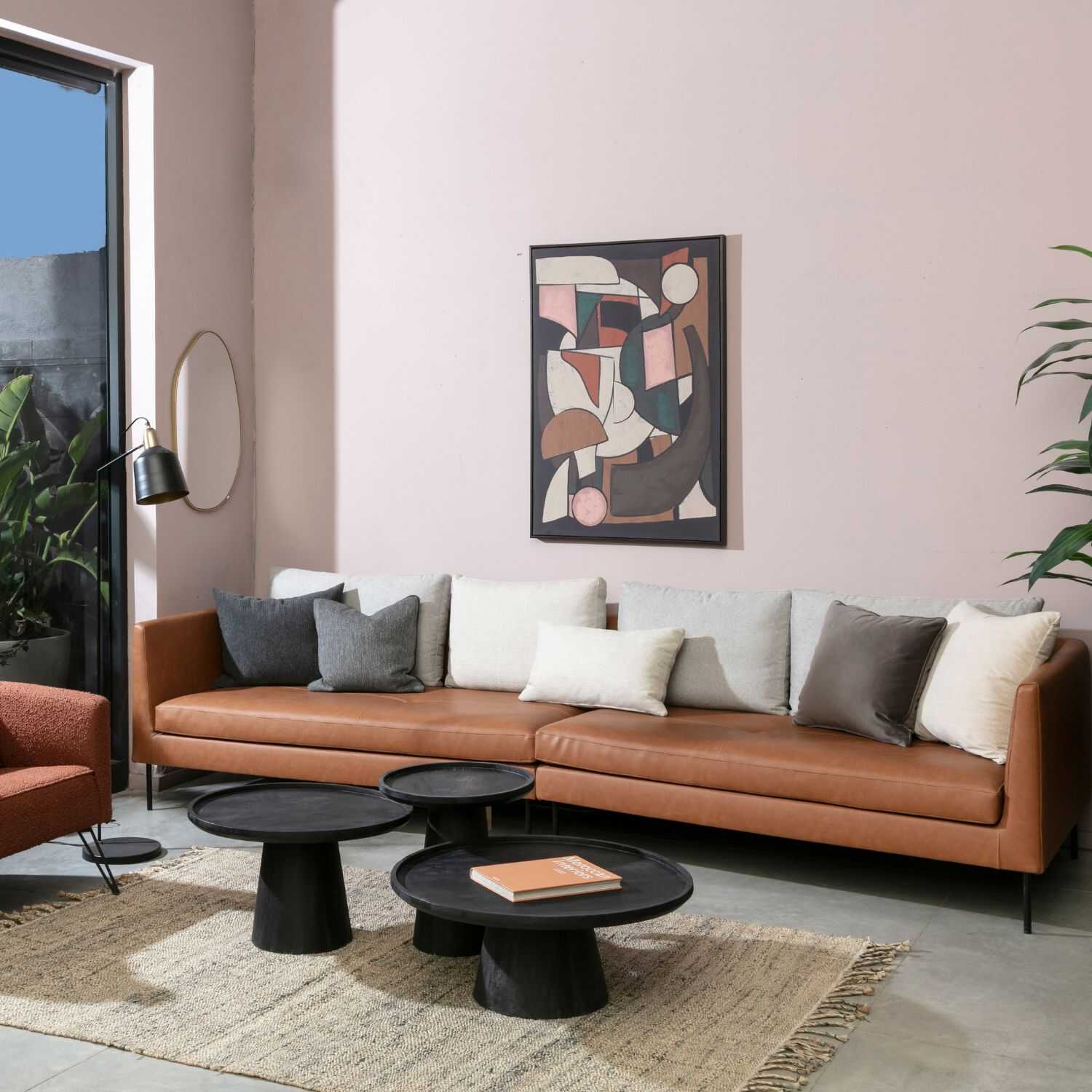 ספת עור מעוצבת