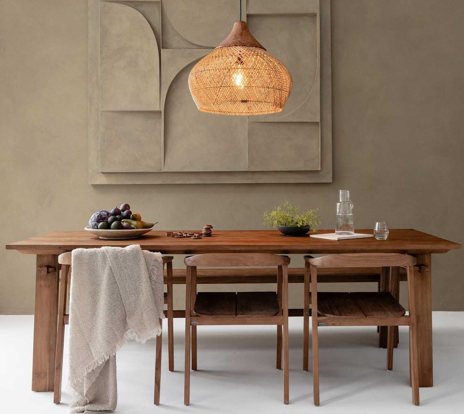 שולחן אוכל כפרי