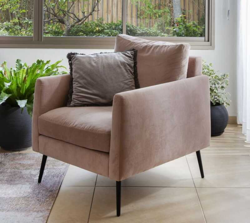 כורסא מרופדת כורסא מרופדת