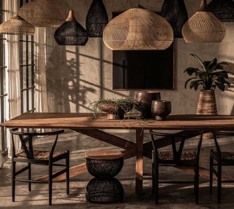 שולחן אוכל מעץ מלא שולחן אוכל מעץ מלא